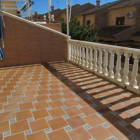 Villa La Casa De Burgui à Burguillos de Toledo Extérieur photo