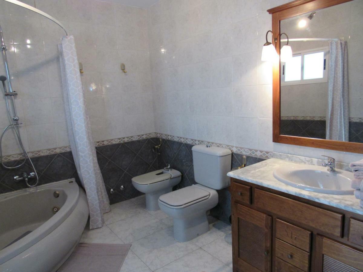 Villa La Casa De Burgui à Burguillos de Toledo Extérieur photo