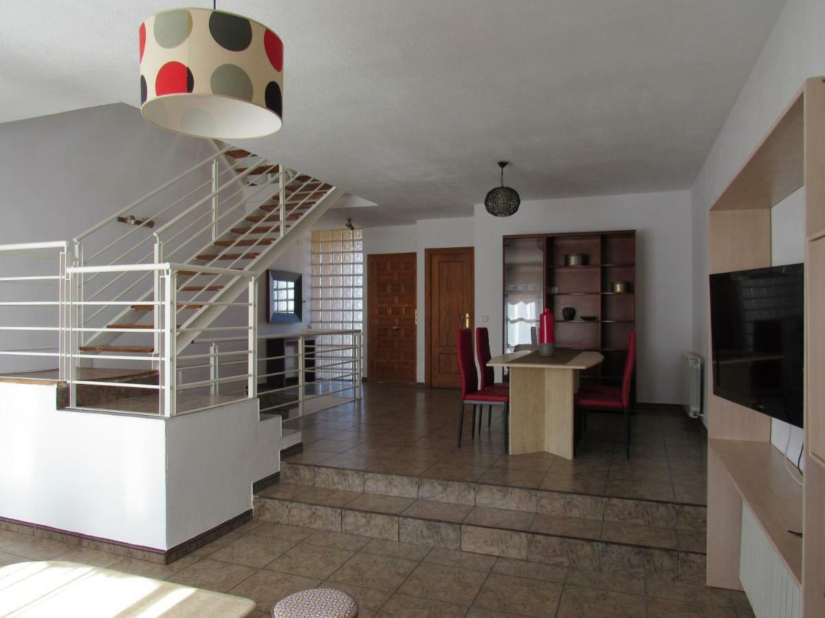 Villa La Casa De Burgui à Burguillos de Toledo Extérieur photo